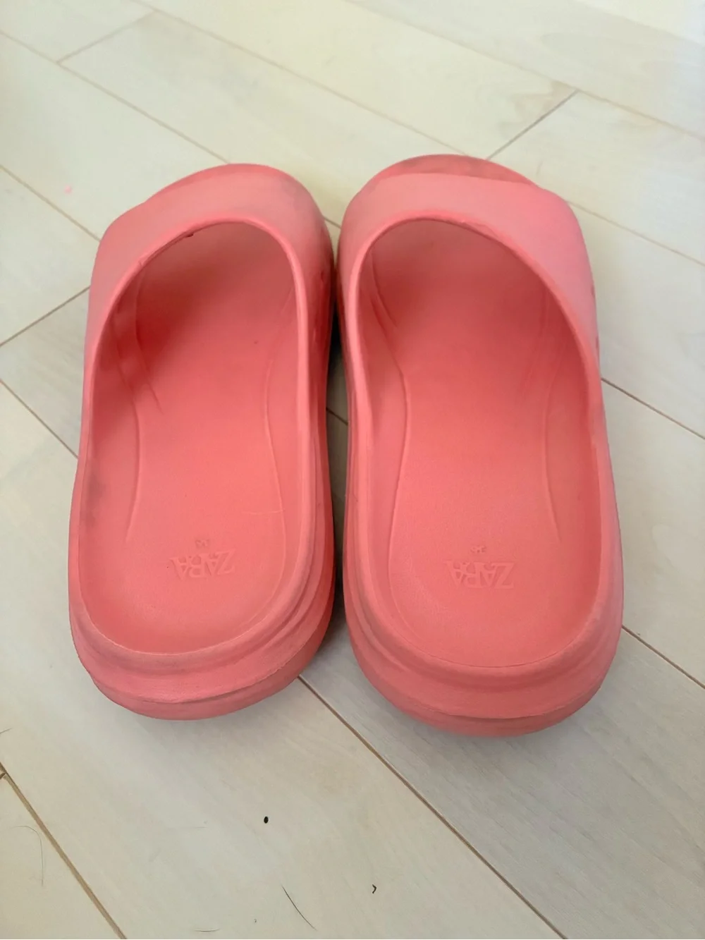 Zara Pink Slip-On Foam Slides